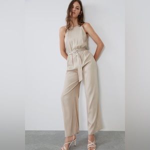 Zara belted Jumpsuit Size Small